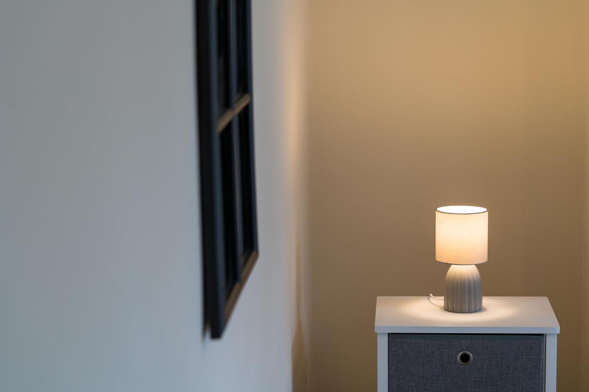 Modern 3 Bedroom Apartment In Wimbeldon Park London Exterior foto