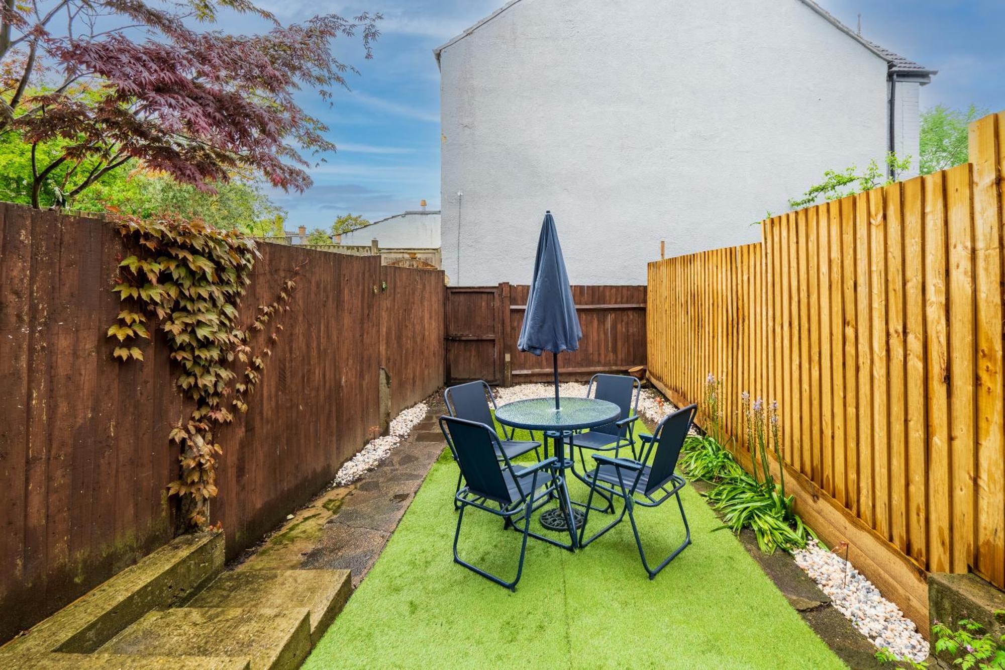 Modern 3 Bedroom Apartment In Wimbeldon Park London Exterior foto