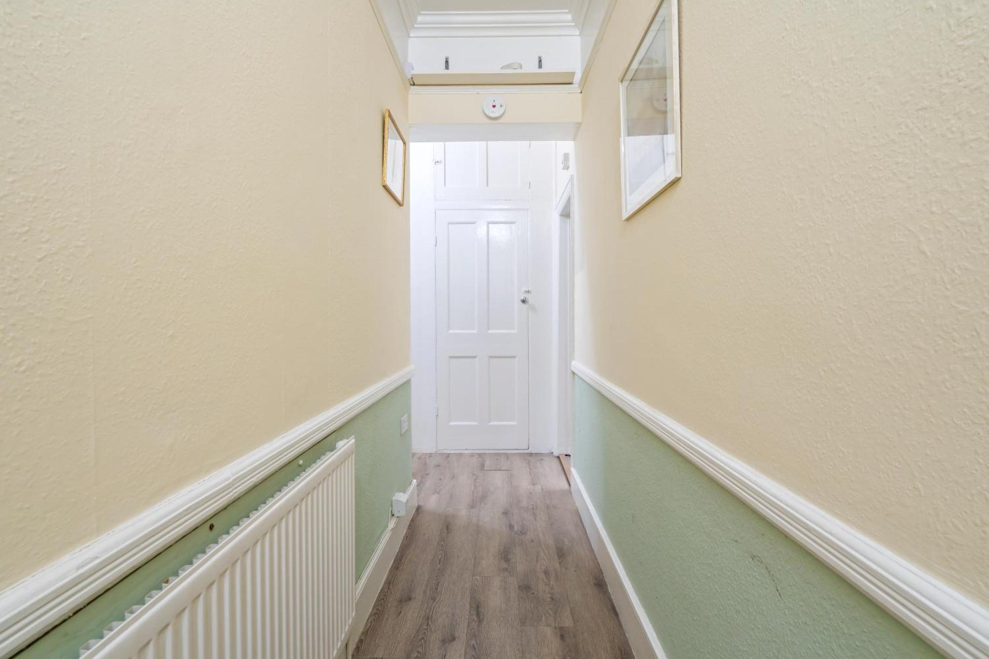 Modern 3 Bedroom Apartment In Wimbeldon Park London Exterior foto